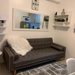 Katei elegantly designed 1-bedroom facing amenity