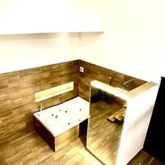 Elegante loft con jacuzzi privado