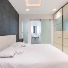 BLUEMARINE Suite-Hosted by Sweetstay