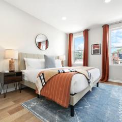 HostWise Stays - The Peralta - Brand New, Great Kitchen, Theater Room