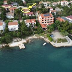 Apartmani Lana, 40 metara do mora, Seline (4+1)