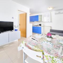 Anna Apartments