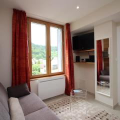 Mont-Dore : T2 confort avec parking privé, proche Thermes - FR-1-608-99