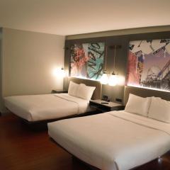 Aiden Los Angeles Downtown Dragon Gate Inn