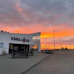 Merevaatega majutus Kärdla sadamas