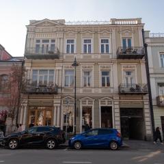 4 Signature Apartments on Agmashenebeli