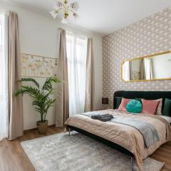 Explore Budapest from a Luxurious Cozy Apartment
