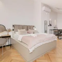 Praga Duplex Apartment Premium Warsaw by Renters Prestige