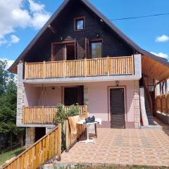 Nešić apartmani, Gornji Gajevi