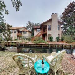 Harbour Oaks, Unit 213