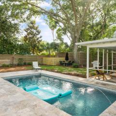 Endless Summer - 4217 - 6th Street