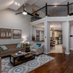 The Park Side Lux Family friendly smart home close to all Dallas Attractions