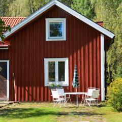 3 person holiday home in HAMMARÖ-By Traum
