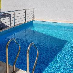 4 Bedroom Lovely Home In Bribir