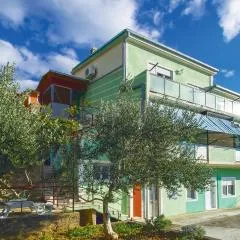 2 Bedroom Awesome Apartment In Dugi Rat