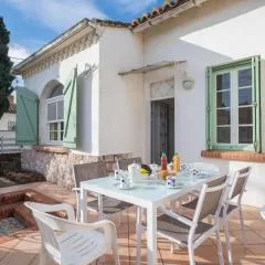 Holiday Home Les violettes 2 by Interhome