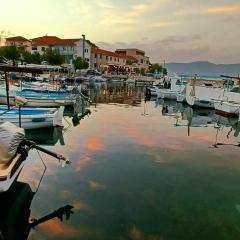 Apartment in Slatine with sea view, balcony, air conditioning, Wi-Fi (4784-1)