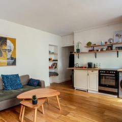 Cozy apartment nearby the Saint Martin Canal - Paris - Welkeys