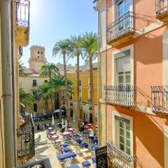 Palm Square - One minute from the sea!