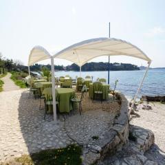 Room in Rovinj with terrace, air conditioning, W-LAN 81-5