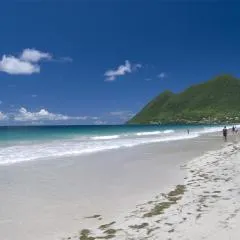 Studio spacieux vue mer au DIAMANT avec piscine