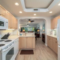 Bella Lago 323 Your Home Away from Home in Paradise! - 7431 Bella Lago Drive condo