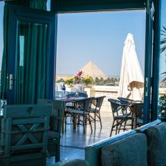 Pyramids Oasis Hotel