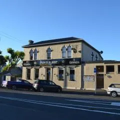 더 프린스 앨버트 백패커스 & 바(The Prince Albert Backpackers & Bar)