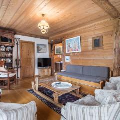 Confortable 4 pièces à Megève, balcon, cheminée, parking, piscine/tennis en été, proche centre - FR-1-453-14