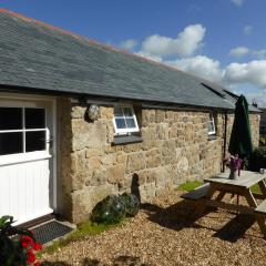 Bleujenn barn, delightful home near stunning beach and walks