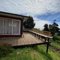 Cabaña pequeña en bahía mansa