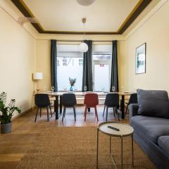 Super Zentral super schöner Altbau in Moabit Rostockerstraße im Herzen von Berlin für bis zu 6 Personen
