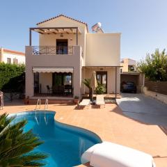 Villa Los Pacos - Spacious 3-bed villa near Rethymno with spectacular sea view