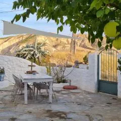 Cuevas Los Coloraos - La Residencia