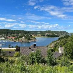 Lovely Apartment In Henån With Wifi