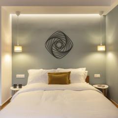 A rare, eclectic, luxurious stay at Syntagma