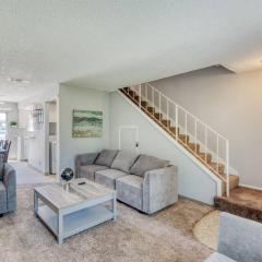 Lovely 2 bedroom condo in quiet location