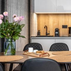 InPoint Drive Inn - Stay&Park Free