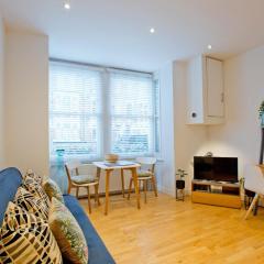 Cosy Highbury Fields one bedroom apartment