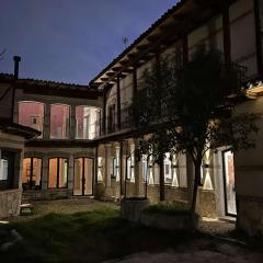 Casa de los Mendoza - Casa Solariega en el casco histórico