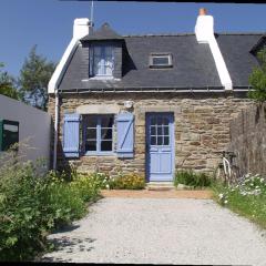 Maison Le Palais, 3 pièces, 3 personnes - FR-1-418-221