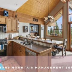 Coyote Creek - Large Ski InSki Out Chalet with Amazing Views Private Hot Tub