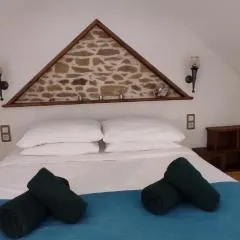 Gîte Les Pampas Les Jardins de Kerellec 20min de la mer 2 à 4 personnes jacuzzi et terrasse