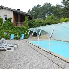 House with private pool and beautiful view