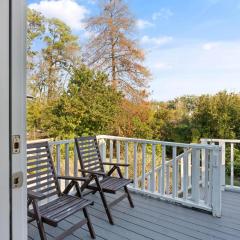 Peachtree Cottage - 308 Peachtree Street