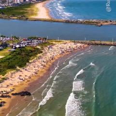 Casa 2 dormitórios praia Itajaí Camboriú