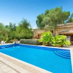 Finca Putxet d'en Robi Sineu by Mallorca Villa Selection