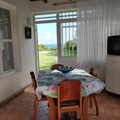 Cocooning sur mer Bungalow