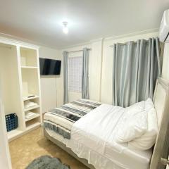 Kelly's Apartments - Rental near Airport, Amenities and Bus Route