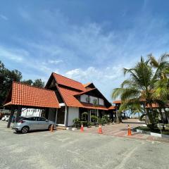 DSH Batu Burok Beach Resort
